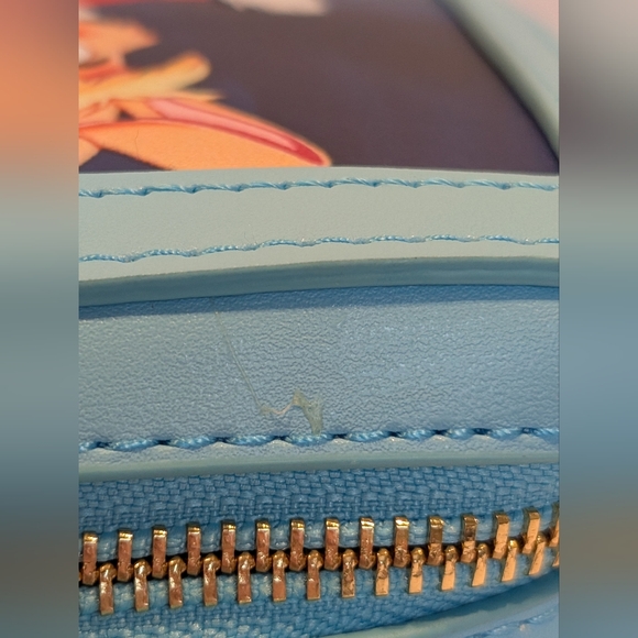 Loungefly New Disney Alice in Wonderland Blue Lunch Box - Picture 9 of 10